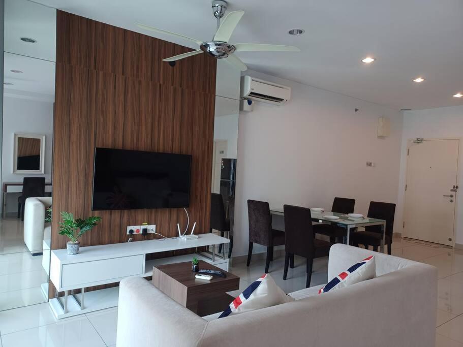 Ls Mansion One Apartment George Town Exterior photo
